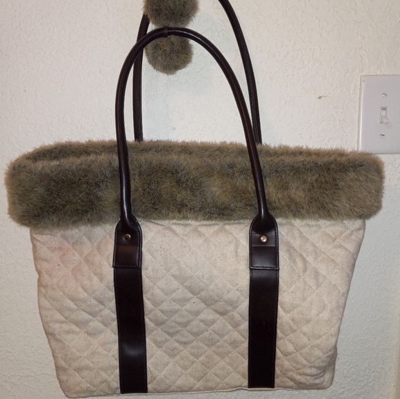Faux Fur Quilted Shoulder/Oversized Bag - Picture 3 of 7